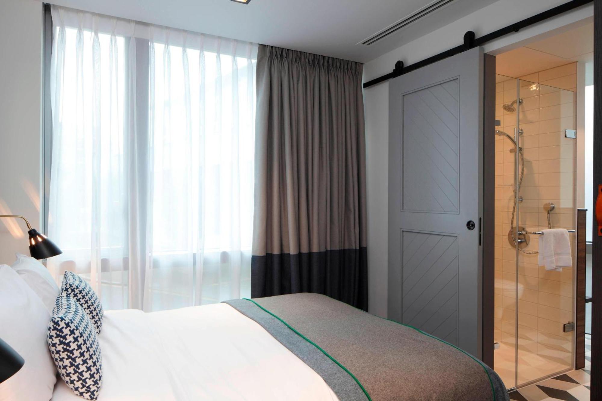 By Marriott Bridge 4* Londra